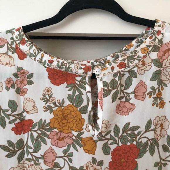 Super cute Dr 2 Blouse sleeveless XXL Excellent used condition - Picture 6 of 13